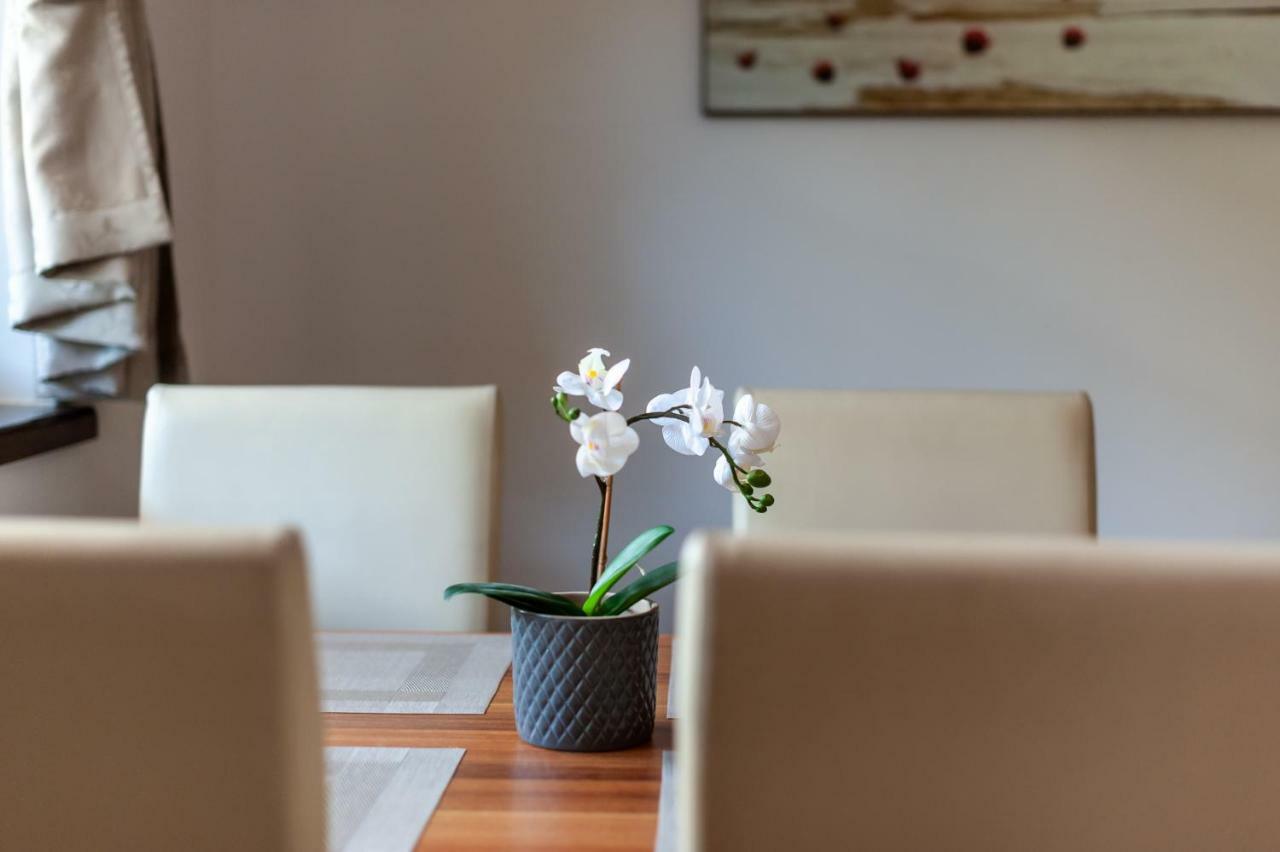 Vila Helena - Apartman Helena 15 Apartment Ruzomberok Ngoại thất bức ảnh