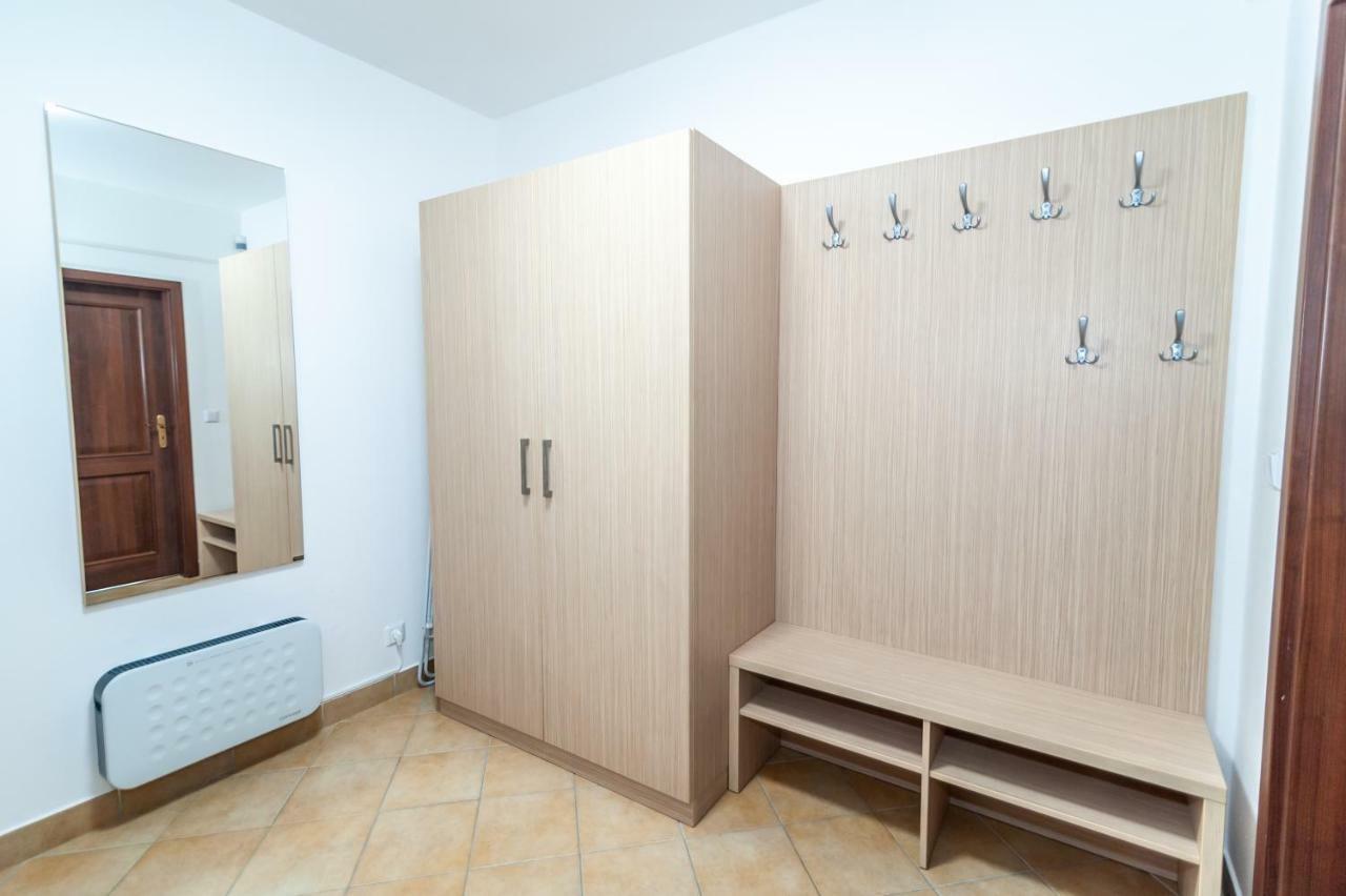 Vila Helena - Apartman Helena 15 Apartment Ruzomberok Ngoại thất bức ảnh